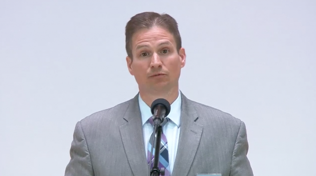 Jared Gossman explică clar că Martorii trebuie să fie pregătiţi să-şi pună capăt vieţilor lor de dragul convingerilor